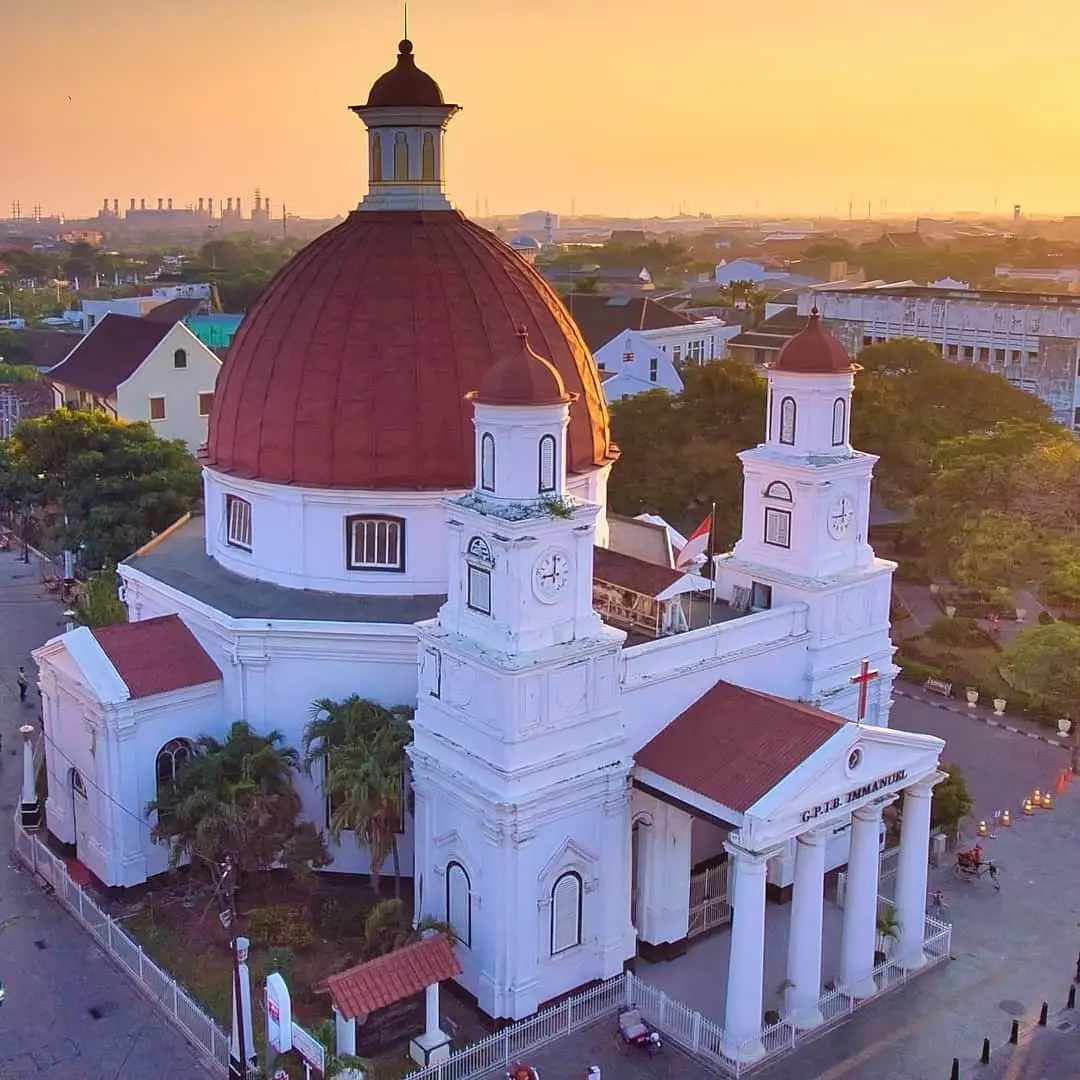 8 Destinasi Wisata Gereja Bersejarah di Indonesia untuk Liburan Natal